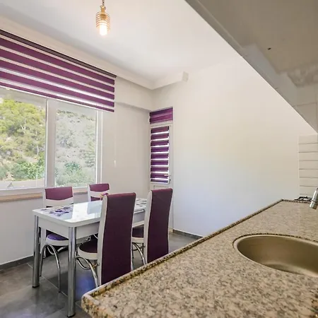 Апартаменты Modern Flat Near Public Transportation In Kemer *