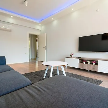 Apartmán Modern Flat Near Public Transportation In Kemer *